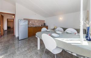Nice Apartment In Pula With Wifi And 2 Bedrooms