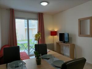 Appartements Residence de la Source by Euclenima : photos des chambres