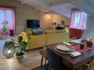 Appartements Lovely apartment in Perigueux : photos des chambres