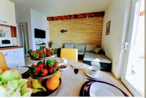 Apartment with sea view