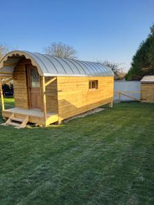 Maisons d'hotes Gite de la Roulotte de l'Epine : photos des chambres