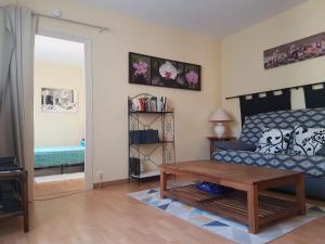 Maisons de vacances Charmante maisonnette 2 personnes avec wifi : photos des chambres