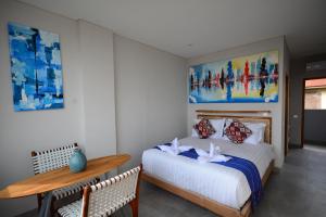 Harbour Komodo Hotel