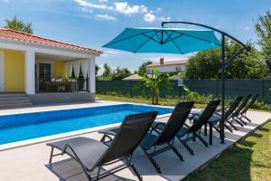 Villa Mario with private heated saltwater pool