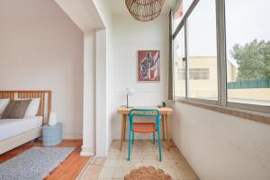 Light-Filled & Renovated Apartment, By TimeCooler