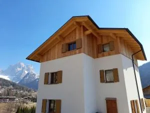 Pelmo Mountain Lodge - Pescùl