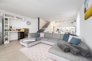 Slnečný dom pri jazere