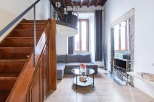 Elegant Pantheon Suite