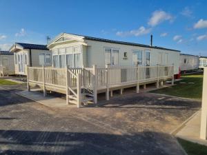 8 berth deluxe pg157 GOLDEN PALM CHAPEL ST LEONARDS PALM GROVE - Campingpladser, Chapel Saint Leonards