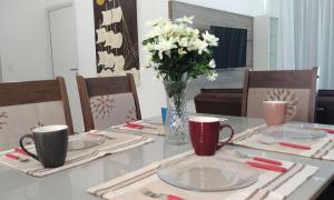 Areias do Mar ! 2 Quartos Familia com Varanda A213