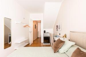 Double Room with Private External Bathroom