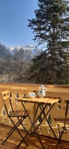 Königliche Villa Appartement mit Balkon