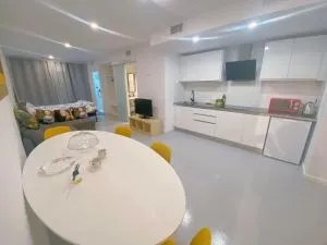 HUG HOTEL2022 - Teià