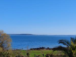 Maisons de vacances Holiday home with fantastic sea views on the Crozon Peninsula : photos des chambres