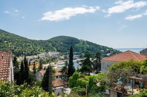 Beautiful Sea View Apartments
