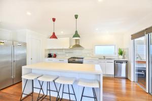 Calming Waters - Pet Friendly - Community Pool