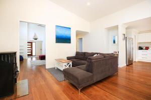 Calming Waters - Pet Friendly - Community Pool