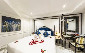 Phòng Superior giường đôi lớn (Superior Queen Room)