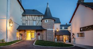 Hotels Relais des Trois Chateaux Hotel-Restaurant : photos des chambres