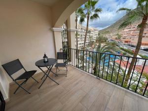 Castle Harbour Los Cristianos Beautiful studio with pool view