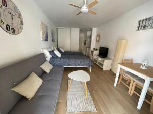 Castle Harbour Los Cristianos Beautiful studio with pool view