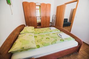 Apartments Rombon Klavdij with Free Onsite Parking