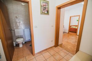 Apartments Rombon Klavdij with Free Onsite Parking