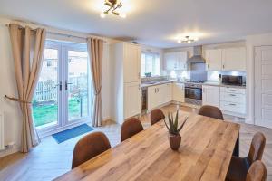 Host & Stay - Redsky House