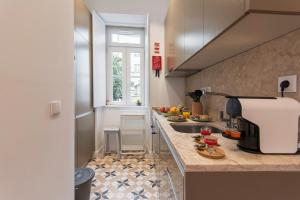 Charming Apartment in Private Condominium at Graça