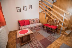 Apartments Rombon Klavdij with Free Onsite Parking