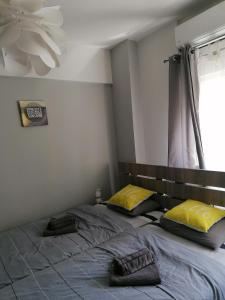 Aristotelous 1 min supercentral Mini studio