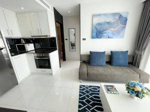 LUXURY 1 Bedroom in Amari Residences