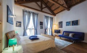 Studio Apartments Centro Storico Via Manno img7