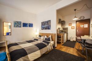 Studio Apartments Centro Storico Via Manno img39