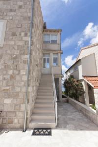 Studio Apartment With Loggia And Sea View room in Apartments Micika
