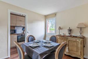 Appartements Nice flat in a beautiful estate 15 min by walk from Deauville - Welkeys : photos des chambres