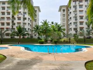 Budget 2-Bedroom@Cocobay Resort Condominium