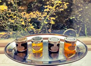 Nutclough Cottage - Log Fire and Valley View - Sleeps 2