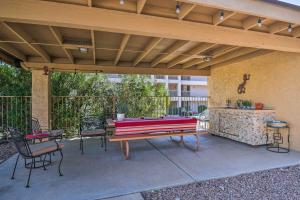 Cozy Fountain Hills Condo with Mountain Views!