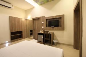 Taj Mahal Hotel Abids