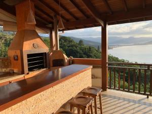 Casa Vista Linda