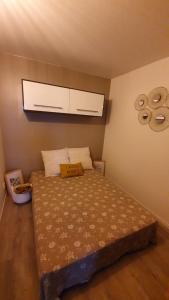 Cosy T2 refait à neuf climatisé, vue mer avec terrasse et jardin, Wifi piscine tennis et parking