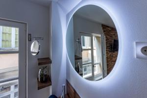 Appartements Chez Ingres - Le Nid - Joyau cache en centre ville : photos des chambres