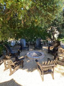 Cosy and Unique Family Retreat in Hout Bay