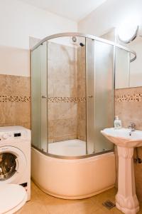 Ultra Central Modern Apartment close to Old Town - University