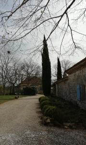 Maisons de vacances Gite l' Embrassement le Luquet Saint Beauzeil 82 : photos des chambres