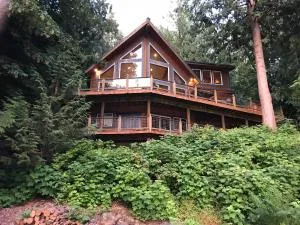 Silver Lake #7 - Unsurpassed lakefront views from this spectacular pet-friendly - Maple Falls