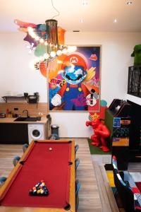 Appartements Capsule Luna Park - Jacuzzi - Sauna - Jeux & Arcades - Billard - Netflix & Home cinema - : photos des chambres