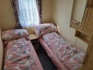 6 BERTH CARAVAN S18 GOLDEN PALM
