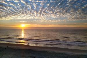 Coastal Condo with Balcony in North Myrtle Beach!
